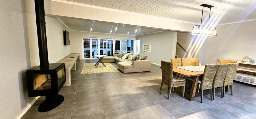 4 Bedroom Property for Sale in Myburgh Park Western Cape